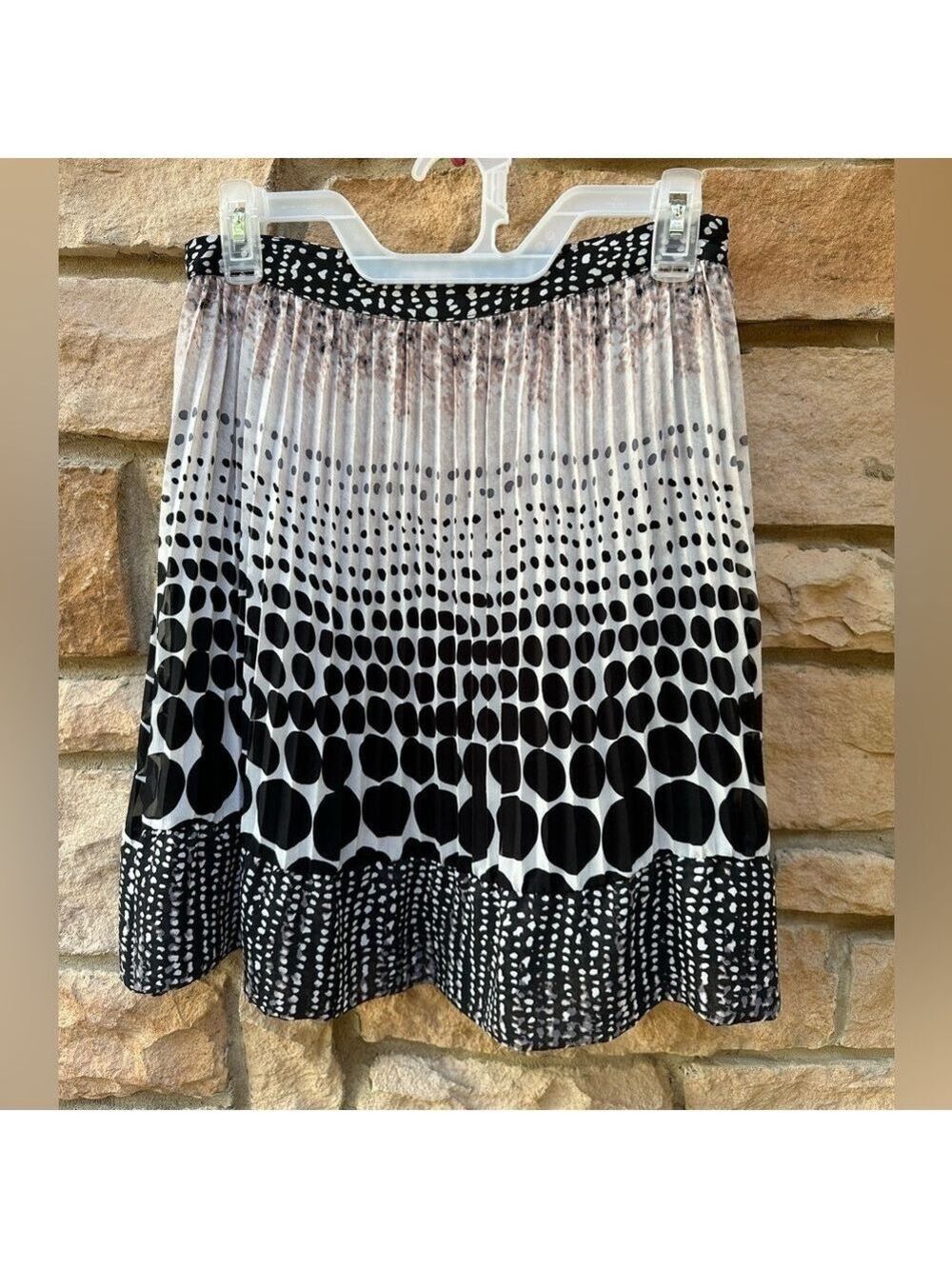 Mystree Pleated Skirt Polka Dot Print Size Small Looks brand new White Black - Picture 9 of 16